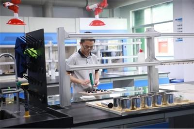 卓寶科技 省建筑防水新材料企業(yè)重點(diǎn)實(shí)驗(yàn)室的唯一擔(dān)當(dāng)，引領(lǐng)行業(yè)技術(shù)革新